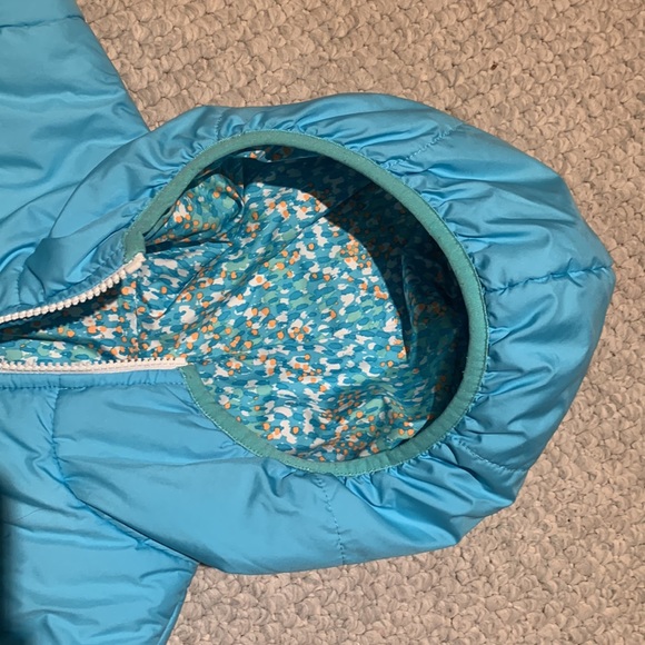 The North Face reversible turquoise puffer ski jacket girls 10 - Picture 7 of 11